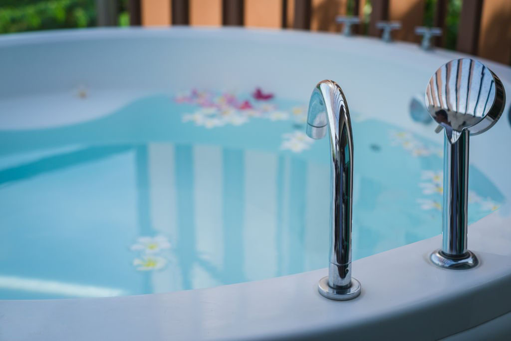 راهنمای جامع انتخاب وان و جکوزی